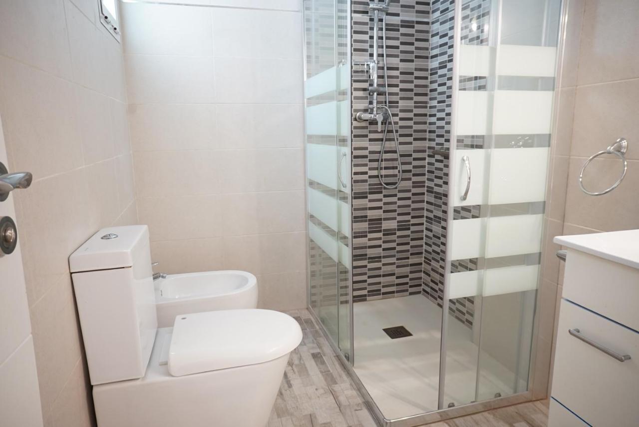 Apartamento Centrico Y Amplio En Málaga Exterior foto